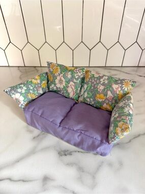 Vintage 1990’s Polyfects Toys Co Barbie Sized Cloth Sofa